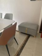 Tárolópad kényelmes üléssel 60 x 40 x 40 cm BC FUR1619-1